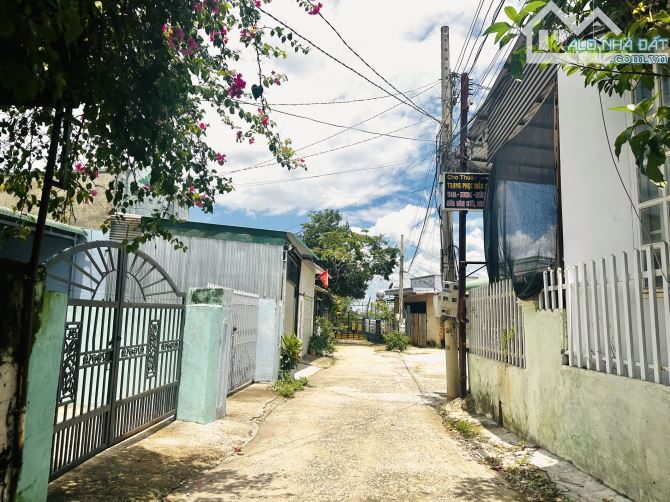 ✨ Bán Nhà ngay Trung tâm THỊ TRẤN ĐINH VĂN. DIỆN TÍCH: 105M2 Ngang 4.3M (có 2PN) - 1,55 TỶ - 1