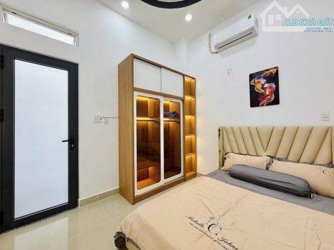 CẦN BÁN NHÀ ĐƯỜNG NGUYỄN HỒNG ĐÀO, PHƯỜNG 14, TÂN BÌNH - GIÁ:3TỶ990/68,6M2 (4,8x14,3M) - 12