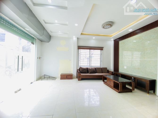 BÁN NHÀ LÔ GÓC QUANG TRUNG HÀ ĐÔNG 36M 4 TẦNG CHỈ 5 TỶ - 12