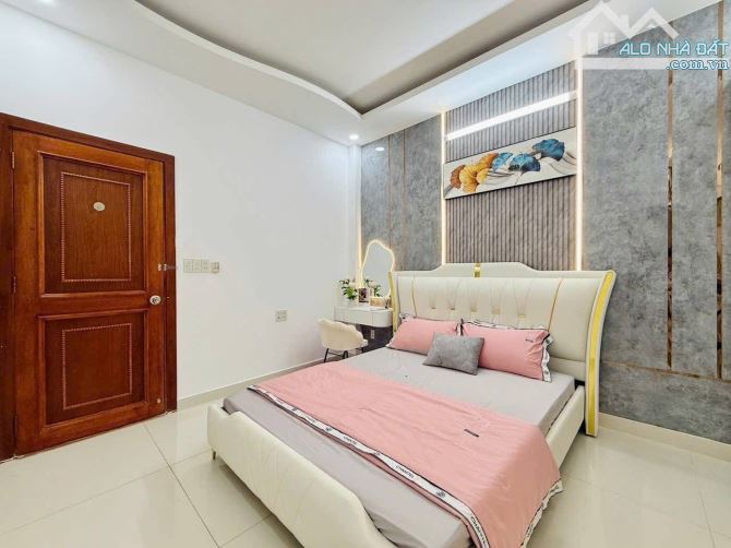 Bán nhà 6,78  tỷ  Quang trung GV - 13