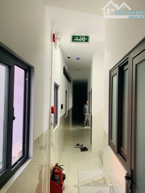 Hiếm - CHDV 4 Tầng 42 phòng Dương Quảng Hàm Ngay DH Văn Lang, 300m2 chỉ 29 tỷ 900 TL - 14