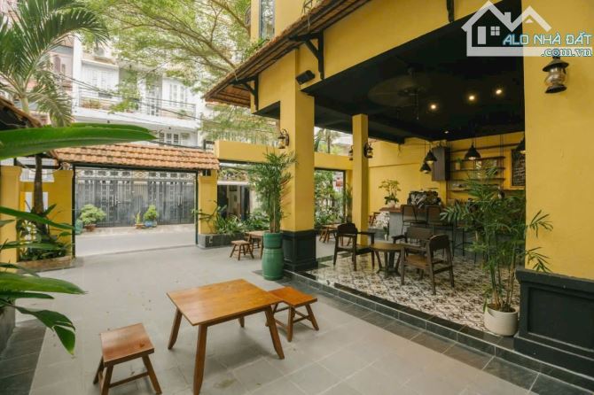 VIP - BIỆT THỰ CỔ GÓC 2MT 18 TRẦN DOÃN KHANH + NGUYỄN THÀNH Ý, QUẬN 1 - 18M X 15M - 2 TẦNG - 2