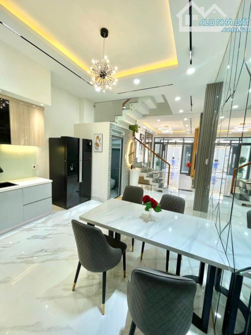 💥  Bán nhà HXH đường Phạm Văn Chiêu, DT 60m2,  4 tầng , giá 6 tỷ 3 TL - 2