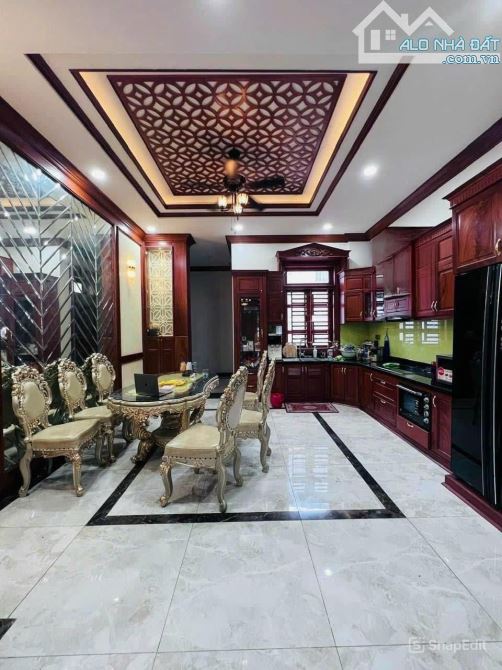 Bán nhà Biệt Thự ngay Chợ Trại Bò, Long Bình, Biên Hòa, 265m2, giá 13 tỷ. - 2