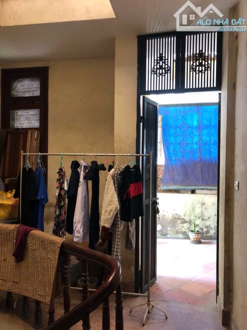 Đoàn Thị Điểm, 31m, 4ngủ, Ngõ ba gác, 10m ra phố, Nhà dân xây đẹp, Sân rộng an ninh tốt - 2