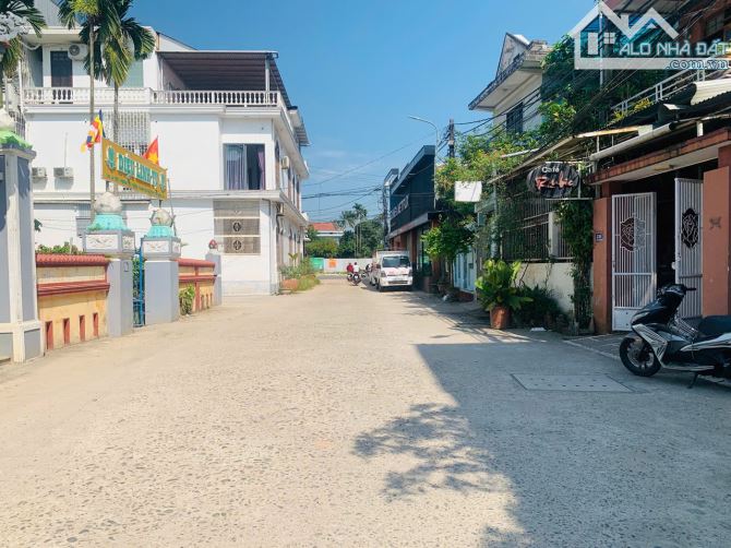 BÁN ĐẤT 2 MẶT TIỀN PHẠM VĂN ĐỒNG – LẠI THẾ - VỊ TRÍ ĐẸP - 2