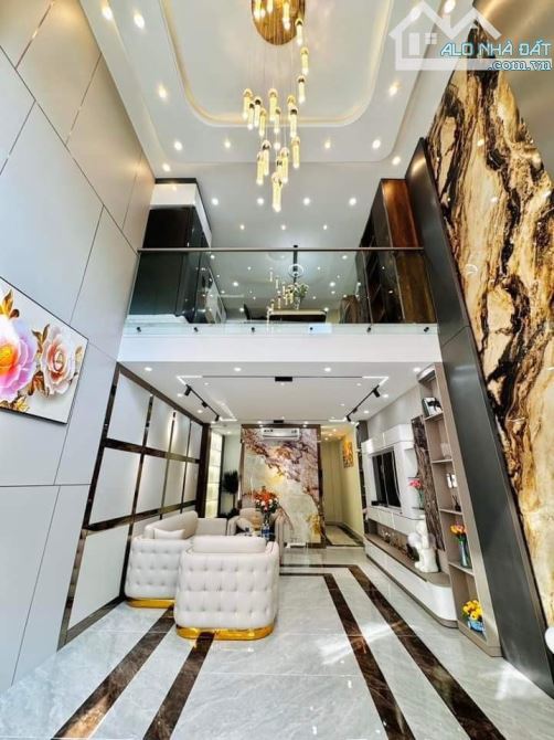 Bán nhà ngõ 34 Hoàng Cầu Đống Đa 45m2x5T cực đẹp chỉ hơn 12 tỷ vài bước ra phố - 2