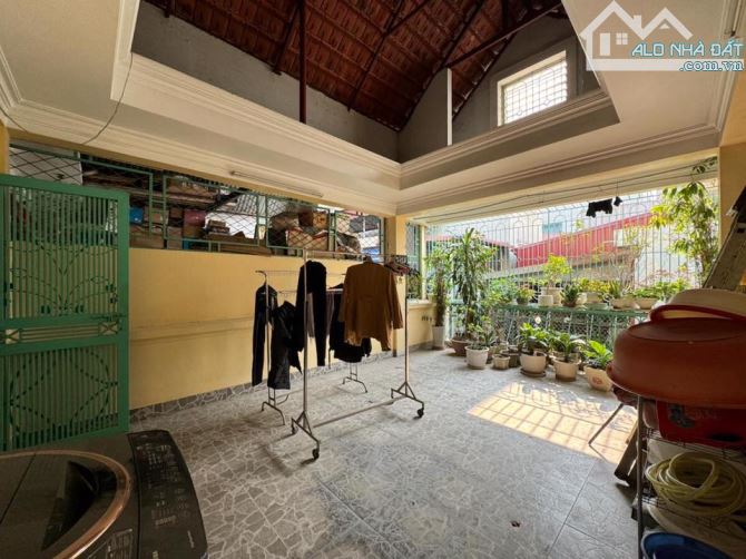 Bán nhà phố Thái Thịnh, Đống Đa 52m, 5 tầng, mt 4.5m. Giá: 25.9 tỷ - 2