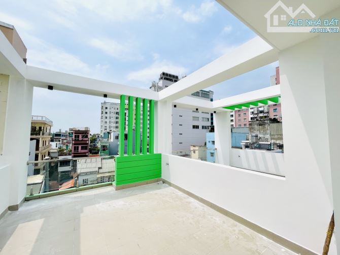 Bán nhà đẹp ở ngay Nguyễn Biểu , Quận 5, Sát Mặt tiền, 4 tầng BTCT, DT 4*13, hoàn công đủ - 2