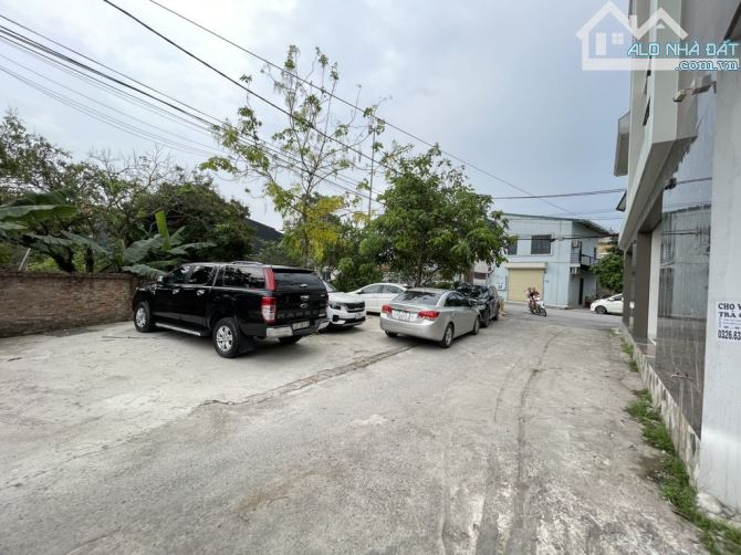 BÁN ĐẤT BÁT KHỐI. ĐÔNG DƯ. GIA LÂM . 70M. MT 4 5. Nhỉnh 4 ..tỷ - 2