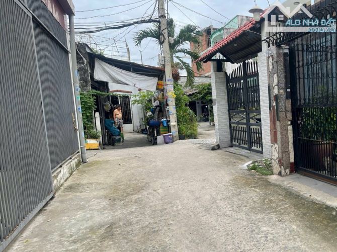 Bán nhà hẻm xe hơi Trường Thọ, Thủ Đức – 2 tầng, gần chợ Thủ Đức, giá chỉ 5,5 tỷ - 2