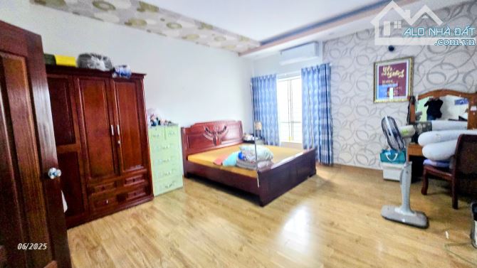 VỀ QUÊ CẦN BÁN NHÀ ĐẸP 2LẦU 1TRỆT 272m² Khu Vực TOÀN NHÀ LẦU ĐẸP Tại Phường An Hòa, BH-ĐN - 2