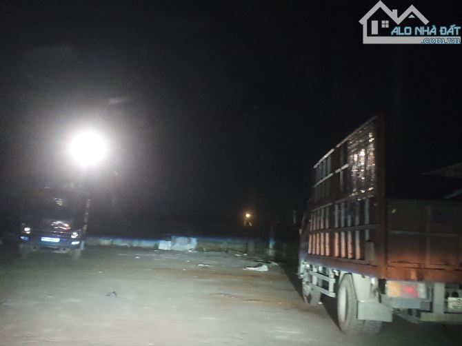 Cty cần bán 2,5 ha đất sxkd Cụm Công nghiệp Phùng Chí Kiên, lô góc, chỉ 3 tr/m2 - 2