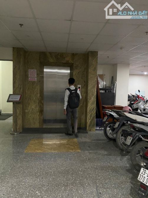 Bán Tòa mặt phố đường Phạm Văn Đồng 358m2, lô góc, MT siêu rộng, 11 tầng 125 tỷ - 3