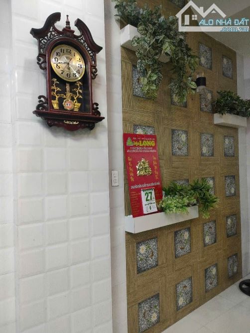 HOT NHÀ 3T_3 MÊ_VỊ TRÍ VÍP_MẶT TIỀN NGUYỄN PHAN VINH_DT 129M2_NGANG 4.5M_NỞ HẬU_11.5 TỶ - 3