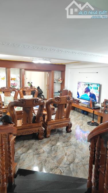 Bán gấp nhà 84m2. 4 tầng ngan 5m Phan Huy Ích. P15 Tân Bình - 3