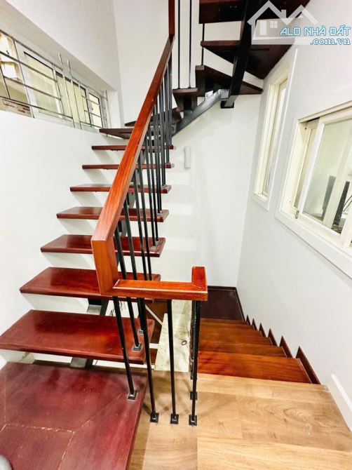 Dịch Vọng Hậu, lô góc, mặt tiền rộng 5m, dân xây, ở ngay, 42m2, nhỉnh 9 tỷ - 3
