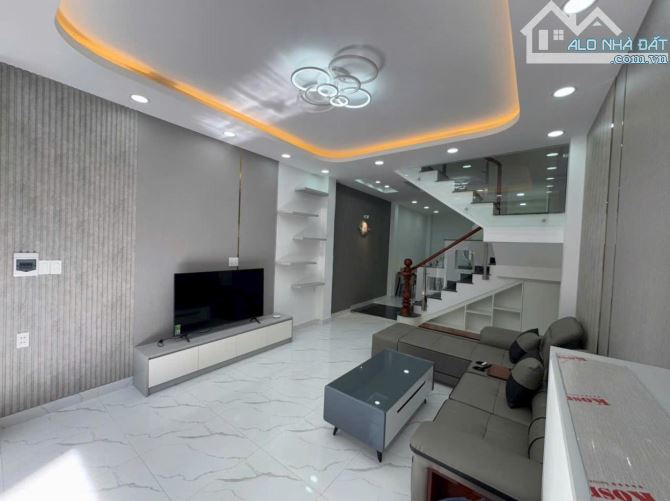 Bán nhà sổ riêng hẽm xe hơi, kinh doanh nhỏ, gần trường - 3