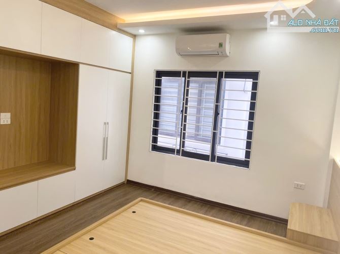Nhà Văn Minh cạnh ủy ban trường học 3 bước ra khu đô thị xây 5 tầng mặt tiền 4m 4 tỷ 1 - 3
