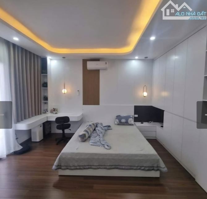 Bán nhà mặt phố Phùng Hưng, 55m2, mặt tiền 3.5m, 33 tỷ, dòng tiền 45 triệu/tháng - 3