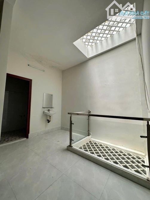 💥Cần bán gấp nhà lầu mặt tiền đường Nhựa - KDC Hùng Vương - TP Phan Thiết - 3
