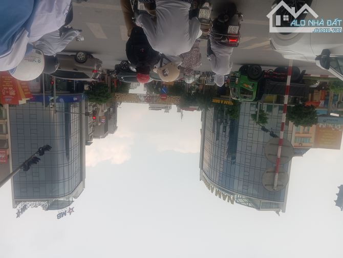 Siêu Phẩm  Phố Thị Trấn Đông Anh Chị gái gửi bán căn nhà 6 tầng đẹp long lanh tại mặt phố - 4