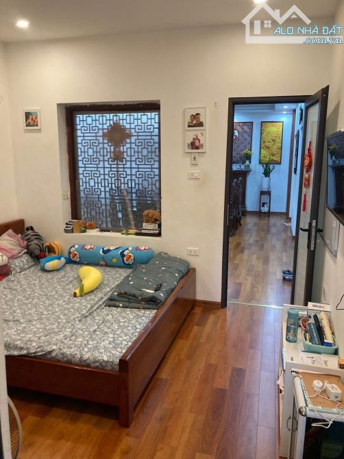 TẬP THỂ THANH XUÂN - 65M2 - TẦNG 2 - ĐỐI DIỆN ROYAL CITY - NHÀ ĐẸP Ở LUÔN - CHỈ HƠN 2 TỶ - 4