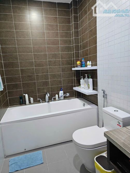 Bán Căn Nhà Phố Cityland Center Hills Đường Phan Văn Trị P7;DT(5x20m)-hầm 4 Lầu-17,9 TỶ - 4