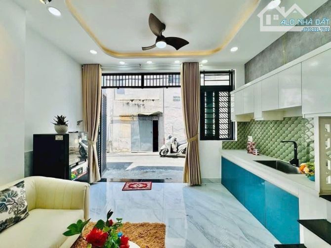 HẺM XE HƠI THÔNG PHẠM VĂN CHIÊU - mini HOUSE 3 TẦNG - 3,xx - 4