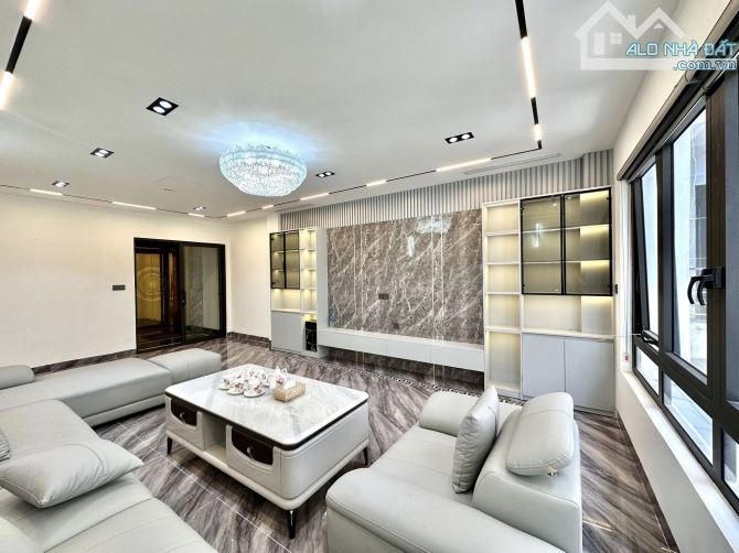 PHÂN LÔ THÁI THỊNH 💥 DT 60M2 x 6T 💥 MT 4.3M 💥 25.9 TỶ 💥 CÁCH PHỐ 30M 💥 NGÕ Ô TÔ TRÁNH - 4
