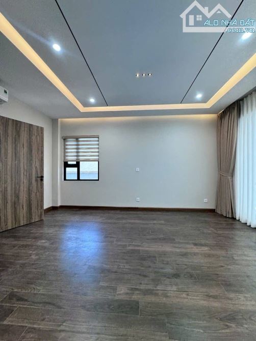 Bán nhà Vũ Xuân Thiều-Long Biên 50m2 ,6 tầng,thang máy,lô góc, giá 10.xtỷ - 4
