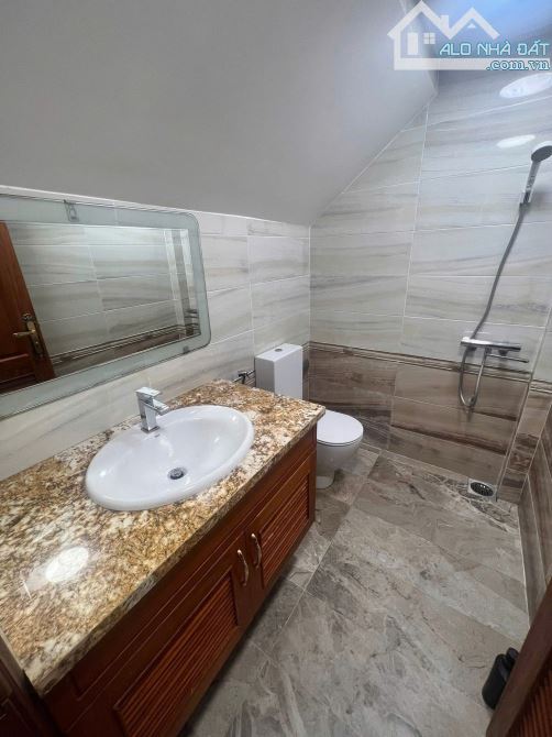 BÁN GẤP NHÀ TRẦN BÌNH TRỌNG, PHƯỜNG 2, QUẬN 5, TP. HCM - 4