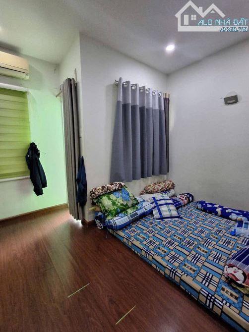 NGUYỄN THỊ THẬP XE HƠI NGỦ TRONG NHÀ - NHÀ 4 TẦNG ĐẸP LUNG LINH VỪA Ở KD - 4