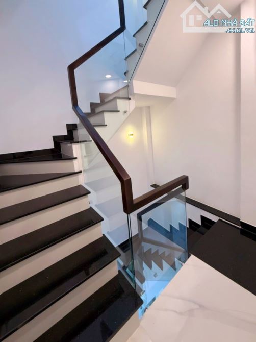 Nhà mặt tiền mới, 4 Tầng, Nguyễn Trọng Tuyển Tân Bình, Khu VIP Gần Sân Bay – CHƯA TỚI 8 TỶ - 5