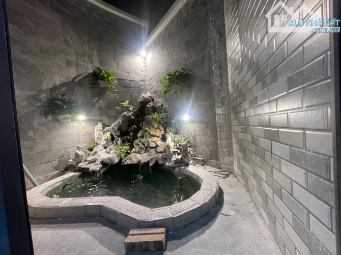 BÁN NHÀ 4 TẦNG  MẶT ĐƯỜNG NGUYỄN BÍNH - 5
