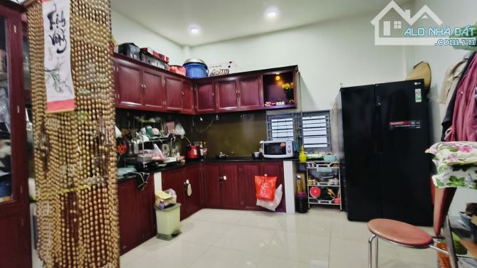 💥 3TẦNG -3PN-KHU PHÂN LÔ ĐỒNG BỘ_ XE TẢI TRÁNH_ CẦU TĂNG LONG -LÃ XUÂN OAI-CHỈ 4 ĐỒNG HƠN - 5