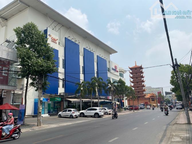 D152  + bán lô đất phường Thống Nhất BIÊN HOÀ DT 103m2 - giá 3,1 tỈ - 5