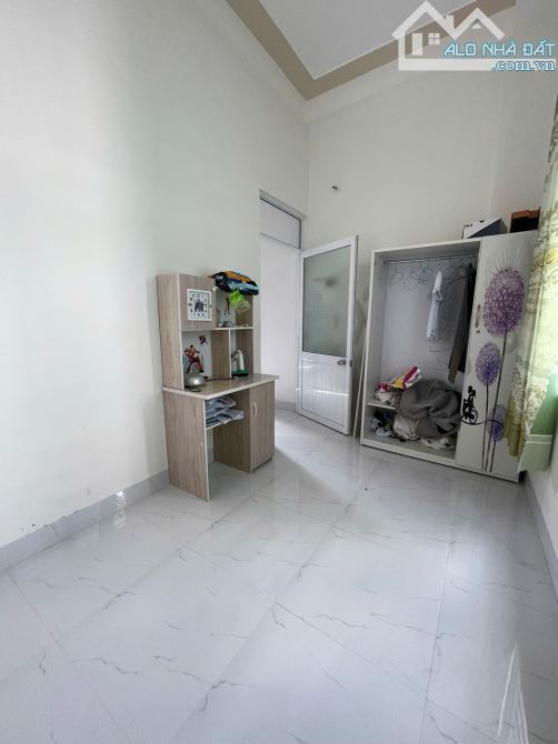 Bán nhà 3 mê hẻm 5m đường diên hồng dt 40m2 giá 3ty400 hướng đông nam - 5