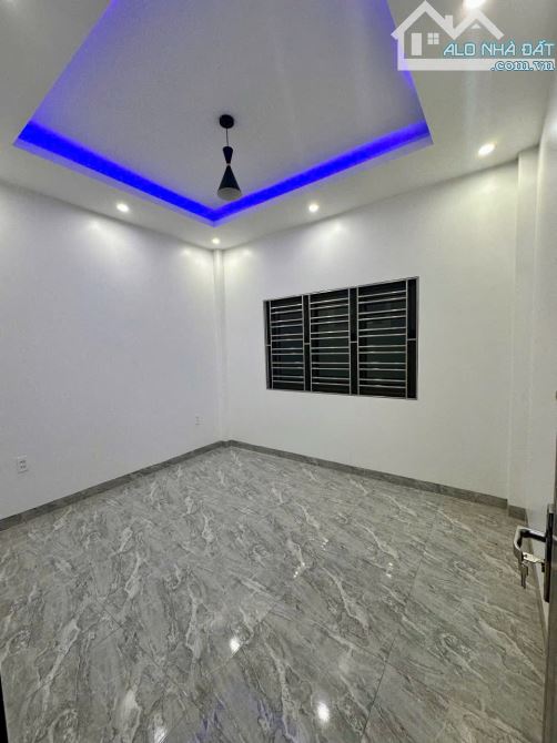 Bán NHÀ 3 TẦNG THIÊN LÔI – SAU ĐÚNG NHÀ MẶT ĐƯỜNG. Rộng gần 50m2, ngang 5,5m - 6