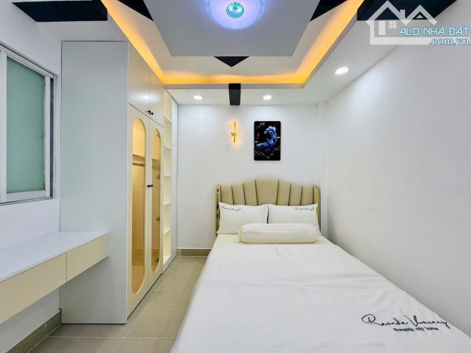 CẦN BÁN NHÀ ĐƯỜNG NGUYỄN HỒNG ĐÀO, PHƯỜNG 14, TÂN BÌNH - GIÁ:3TỶ990/68,6M2 (4,8x14,3M) - 6