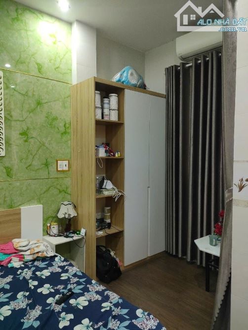 HOT NHÀ 3T_3 MÊ_VỊ TRÍ VÍP_MẶT TIỀN NGUYỄN PHAN VINH_DT 129M2_NGANG 4.5M_NỞ HẬU_11.5 TỶ - 6