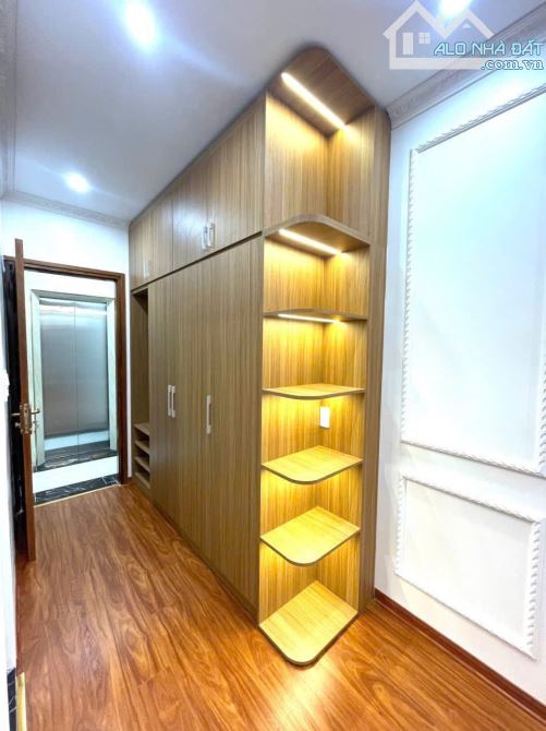 Duy nhất 1 căn Vũ Trọng Phụng 10m ra phố Thang Máy xịn ngõ to thông gần trường chợ 6T 40m2 - 6
