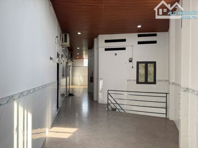CHDV 1T1L 47 phòng đã thuê full DT đất 691m DT sàn 1300m 2MT trước sau - 6