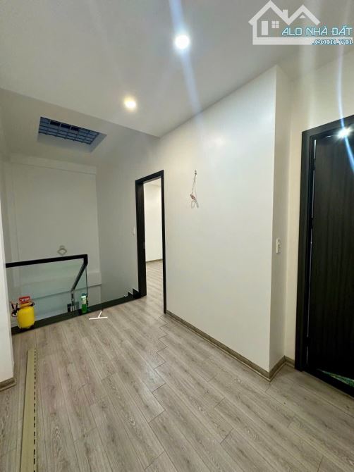 Bán NHÀ 3 TẦNG THIÊN LÔI – SAU ĐÚNG NHÀ MẶT ĐƯỜNG. Rộng gần 50m2, ngang 5,5m - 7