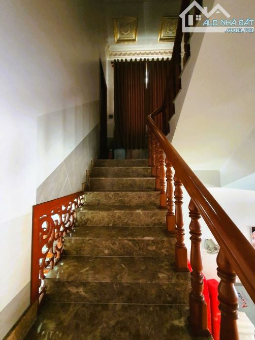 Bán nhà cực đẹp, nội thất cao cấp ngay chợ Dĩ An 2 - 85m2 4 tầng - 8.3 tỷ - 7