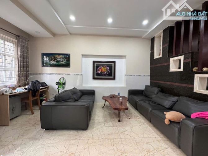 Biệt Thự đường 12m. 10 x 21m – Ngang khủng, cực kỳ thoáng. Bán bằng giá đất 24 tỷ - 7