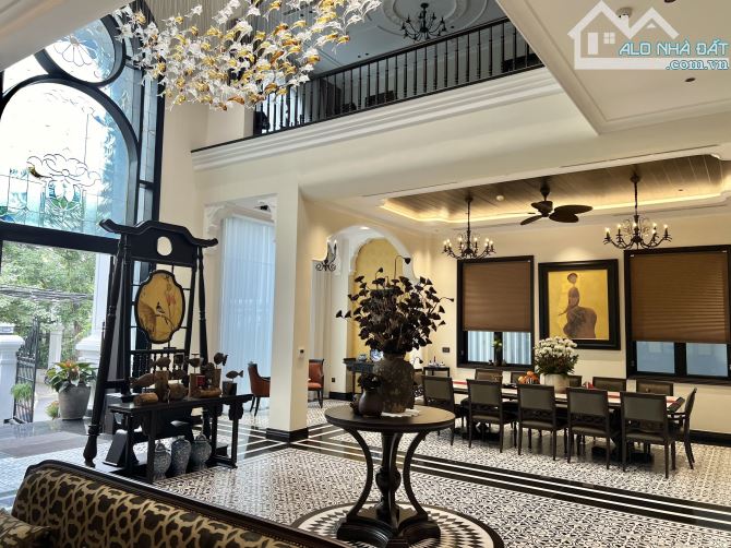 BIỆT THỰ SIÊU SANG CAO BÁ QUÁT – 420M² ĐẤT – 5 TẦNG + 1 HẦM – NỘI THẤT INDOCHINE ĐẲNG CẤP - 7