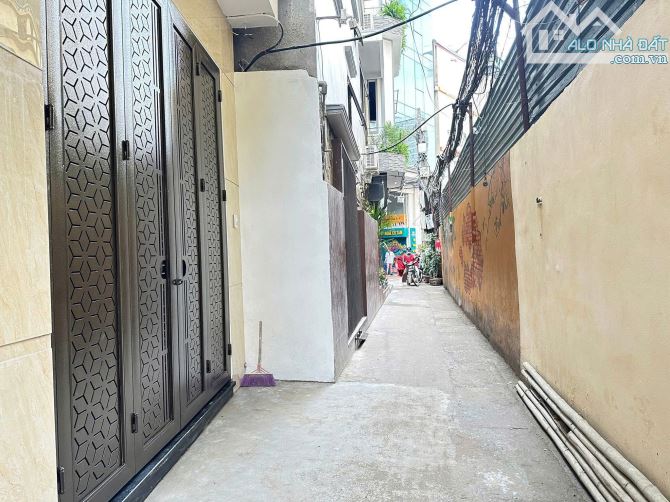 Duy nhất 1 căn Vũ Trọng Phụng 10m ra phố Thang Máy xịn ngõ to thông gần trường chợ 6T 40m2 - 8