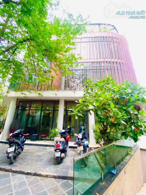 BÁN BIỆT THỰ KĐT DỊCH VỌNG, 268M2, ĐẸP LONG LANH, GIÁ 72 TỶ - 8