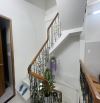Gấp bán nhà Quận 9(cũ), giá 6.7 tỷ, kề Mt Lê Văn Việt, 3 tầng, đất dt 70m2.